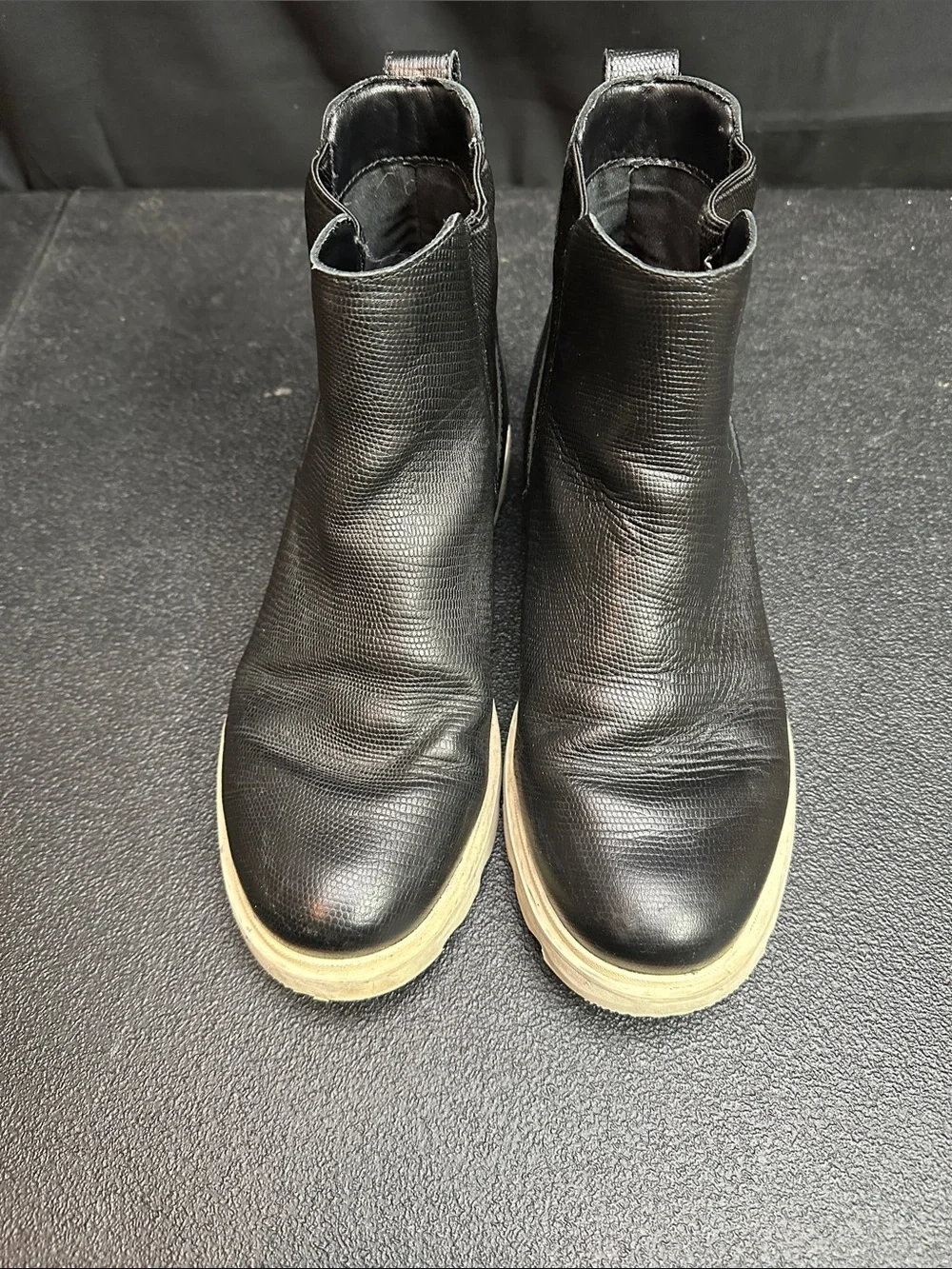 Sorel Black weatherproof boots size Woman’s 11